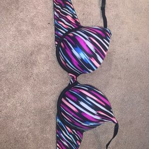 Victoria’s Secret patterned push up bra